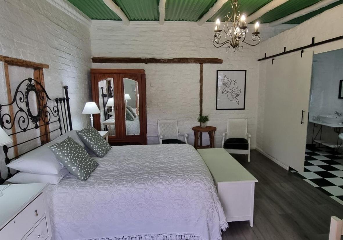 Rietjiesbos Self Catering Hotel Graaff-Reinet Kültér fotó