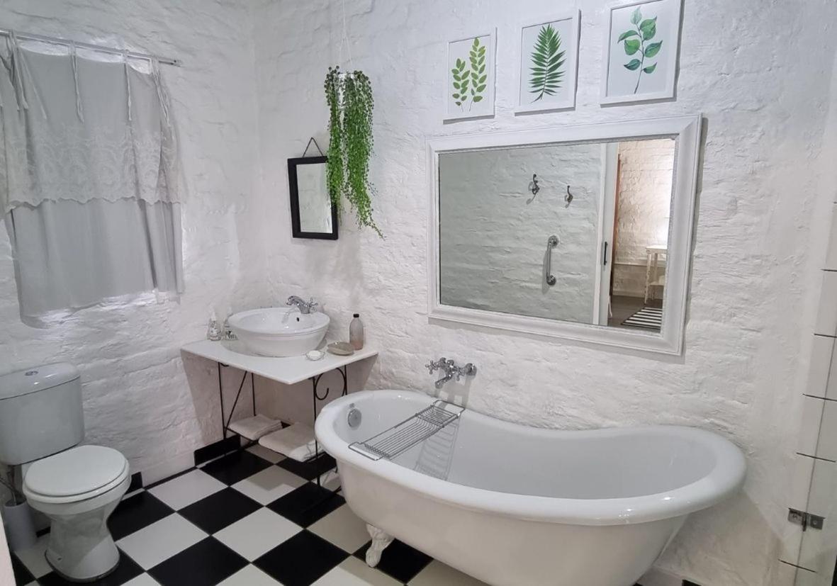 Rietjiesbos Self Catering Hotel Graaff-Reinet Kültér fotó