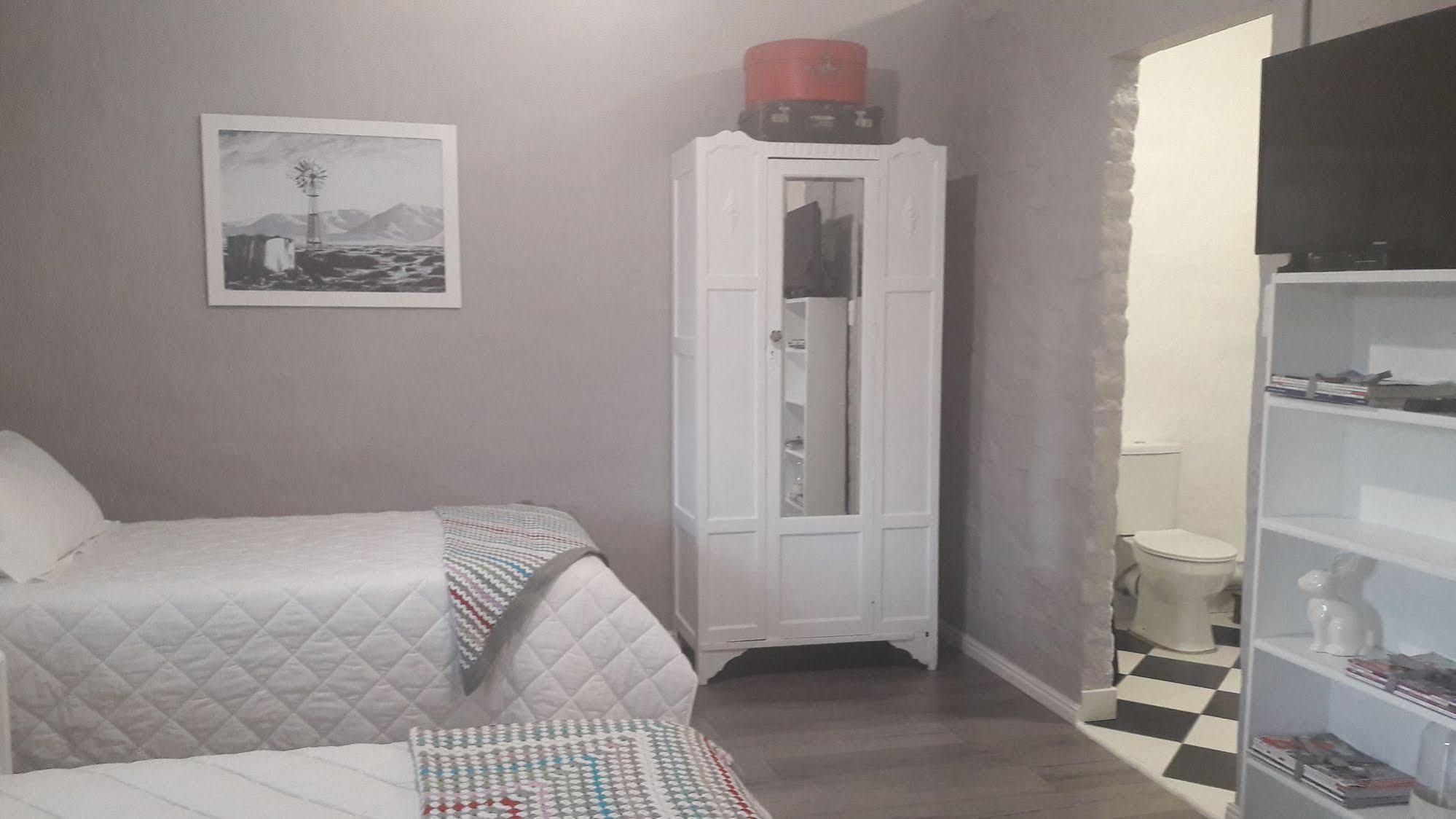 Rietjiesbos Self Catering Hotel Graaff-Reinet Kültér fotó