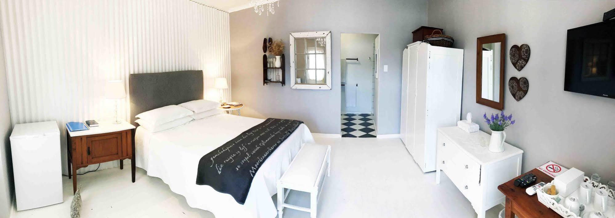 Rietjiesbos Self Catering Hotel Graaff-Reinet Kültér fotó